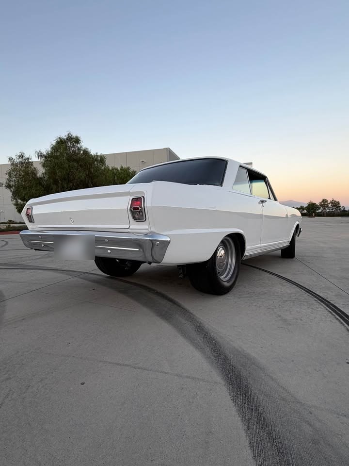 Rear three-quarter at dusk