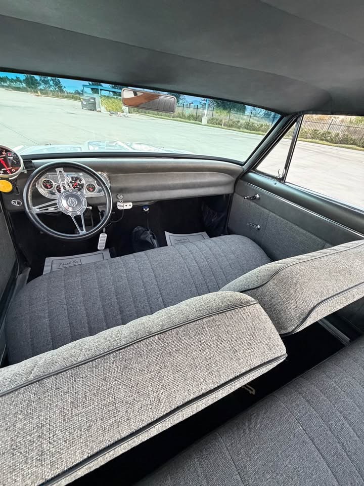 Front bench seat and dash